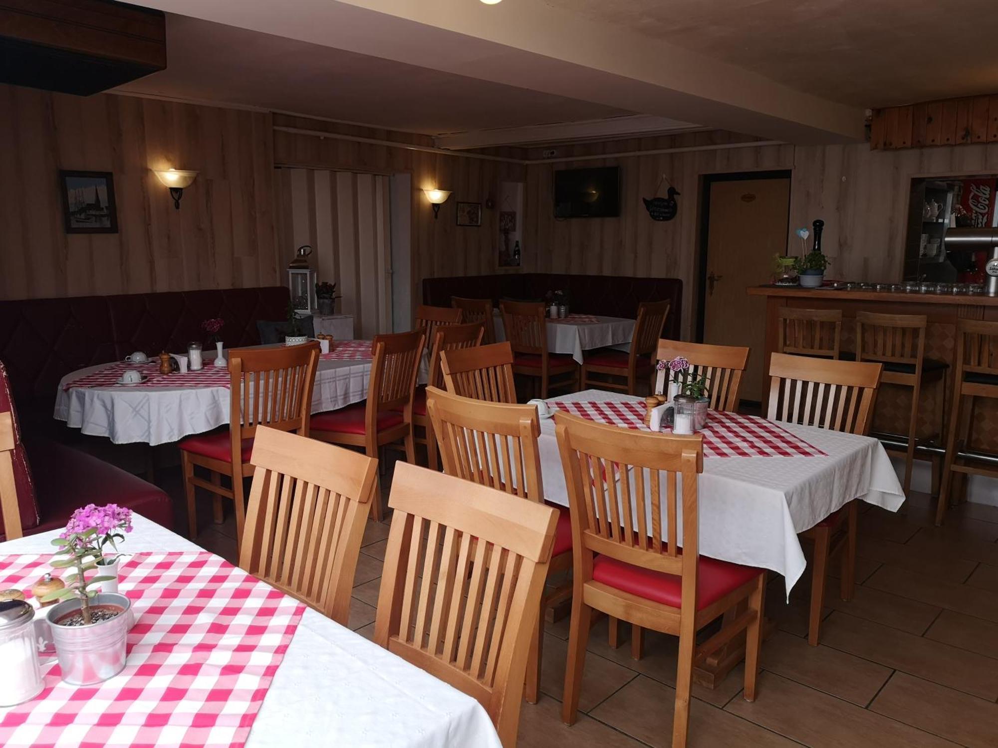 Uschi'S Gasthof Neuendorf  Kültér fotó